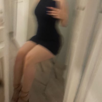 UZ4KT4N's profile picture.