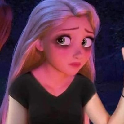 TarteeeelX's profile picture. salads, iced tea, & yoga🧘🏽‍♀️ Dentist?🦷