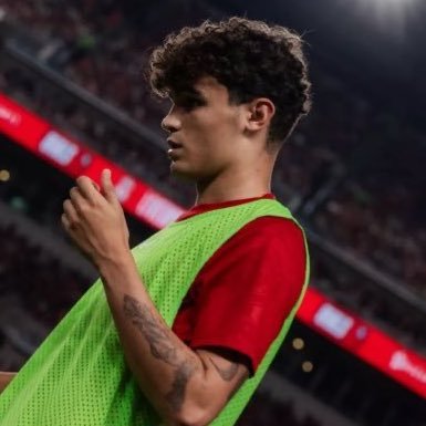 DrewskiFan's profile picture. ɪsᴀᴋ • ʟғᴄ