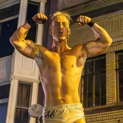 HollywoodSwayze's profile picture. The single greatest actor of all time
The Silver Screen Superstar 
One half of The Box Office Blondes 
#Hollywood 🙌📽🎬