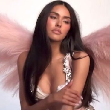 recklessgem's profile picture. cupid can wait. 🪽