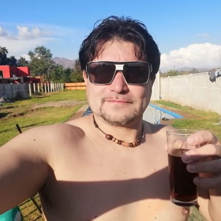 Datrebil1569's profile picture. Por la fuerza de la razón