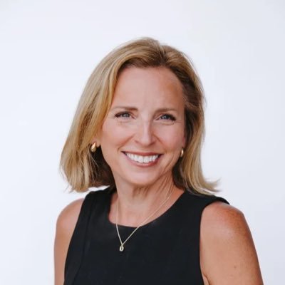 therisalwzsmthg's profile picture. Born leader. Passionate problem solver. Cancer Advocate. Organizer. Mom of 5.