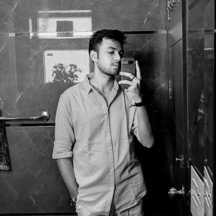 evadsh3ll's profile picture. 19 | 8x hackathon winner | best dev on @solana | member @athenaf0ss   | Elite @EigenTribe |🐲/acc