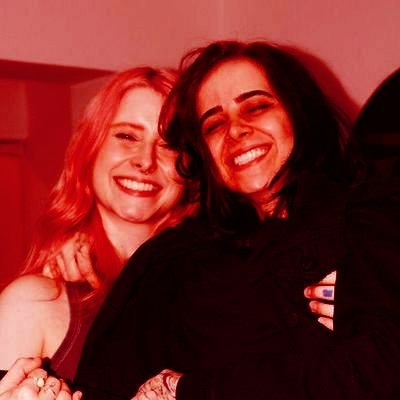 thaymist's profile picture. perdida no bolso da akmoon 🕳️ || ”sou seletiva em escolher um lado para lutar,
mas meu amor por você é o meu lado da guerra.”
💍moonkase