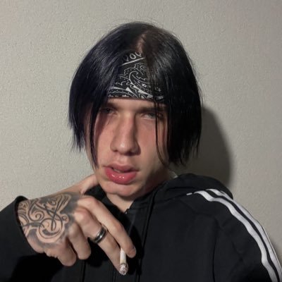 Southdemon021's profile picture. Instagram - southdemon021 opuszczam x’a