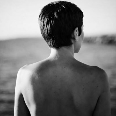 jissell_espinal's profile picture. Humana imperfecta, que comete errores a diario. Entusiasmada con la vida. Eternamente enamorada del conocimiento