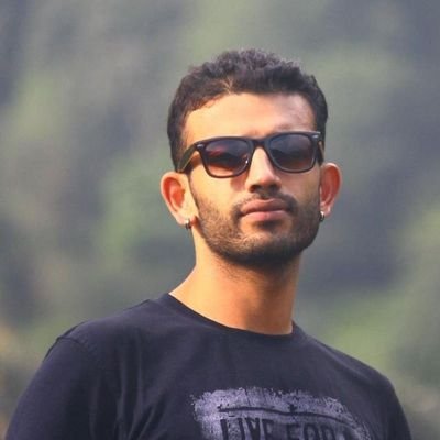 ZiddiNaagrik's profile picture. An ex-NDA aspirant | traveller | photographer | reader who writes as well | cook | Humanist | educator
and a kid without mom

ध्यान रहे जिद्दी हूं अंधभक्त नहीं