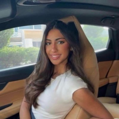 j_abdulghfour's profile picture. ✰✰✰