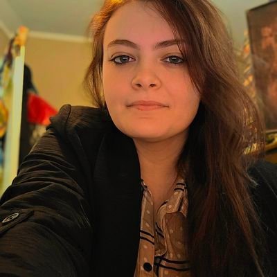 heyhayrockwell's profile picture.