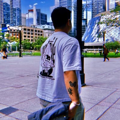 nicolai______'s profile picture. work focus is turned on