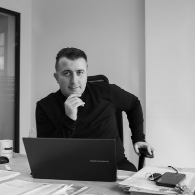 GkhanDemir3420's profile picture. ⚖️Eski Yargıç⚖️Hukukçu⚖️Ölüme Kadar Her Yenilgi Psikolojiktir.