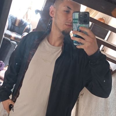 Satan6619's profile picture. 2000🌚