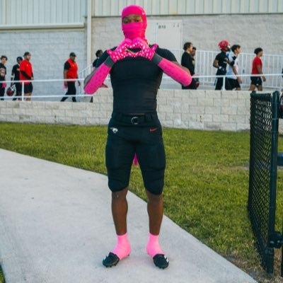 vantrez_y's profile picture. 6’0 175lbs co2026 3.7GPA ATHLETE🏈 Contact#: 9414059922 Email: vantrez.yarn1@gmail.com Hudl: @Hudl https://t.co/FhYDU2SE3I #hudl