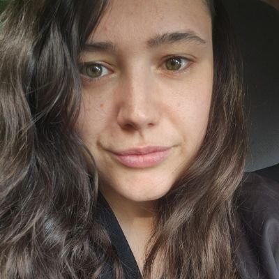 Sprouthobbit's profile picture. I love video games, my stupid dog and crochet:D 🐕‍🦺🎮🧶 skater 🛹
