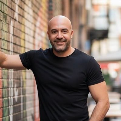 NoFlinch's profile picture. Tech enthusiast, web, VR and AI developer