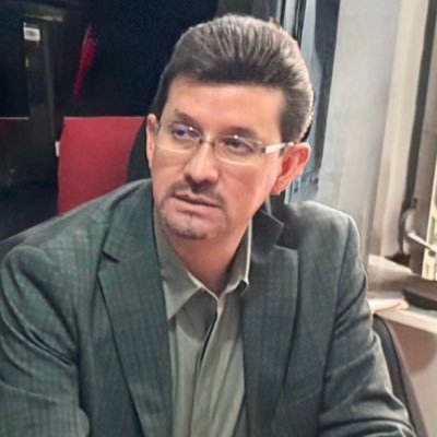 RayGj_2411's profile picture. Abogado / M.G.P. / Ph.D.