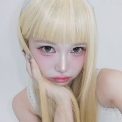 sept30ber's profile picture. autism heaven!!