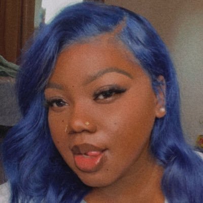 Lifeofyann's profile picture. the makeup artist 👩‍🎨 | KSD👧🏾🩷