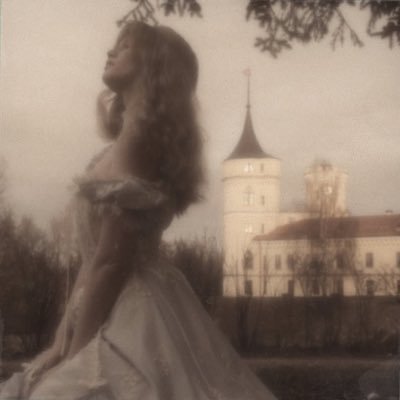 slfvx8's profile picture. مُستبصرة وقارئة تاروُ مُتمكنة ، ومحللة خرائط فلكية Astrology | tarot 𓂀