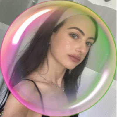 BlEBERIANA's profile picture. previously @gotadestination | i follow back