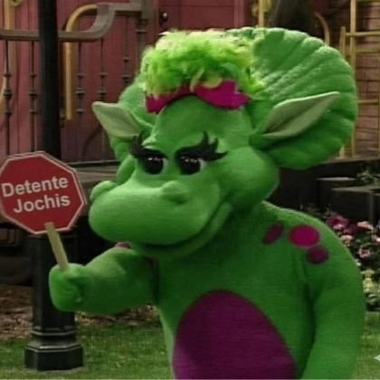 a_ardnajela's profile picture. ES EN PR and a very bad very basic reading KR