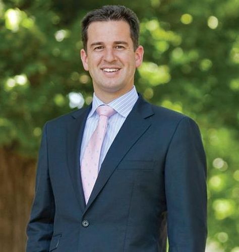 Director & Auctioneer at Marshall White & Co. 0411 875 478 Specialising in selling homes in inner bayside Melbourne.