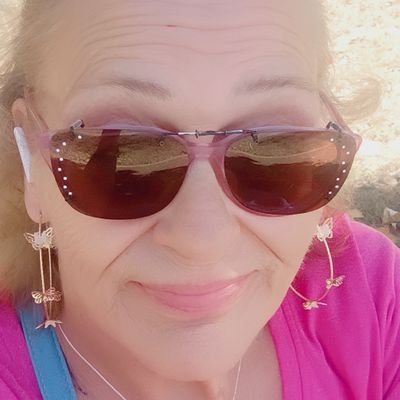 therealmiaytt2's profile picture. Grateful believer in Jesus Christ and the biggest DAWG fan ever, Jesus is the way, the truth and the life!