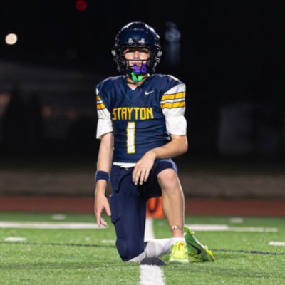DevinHemphill_1's profile picture. Class of 2030 | 2 Sport Athlete | Football WR, DB, Safety | Basketball | Stayton, Oregon | Talent Model Management PNW model | 4.0 GPA