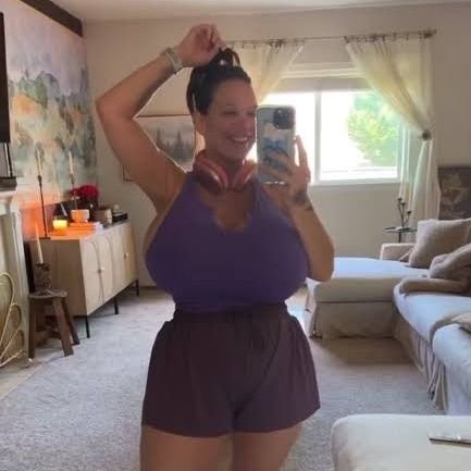 CynthiaKel75179's profile picture. I'm single without kids...looking for a God Fearing Man Ever 🥰😘