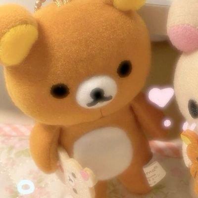 beatristee_'s profile picture.
