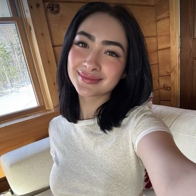 kaitlinlaura75's profile picture. High school girl 📚 | Dreamer ✨ | Learning, growing, and chasing big goals 💕 | Coffee & music lover 🎶☕