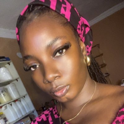 @YourCosmetist