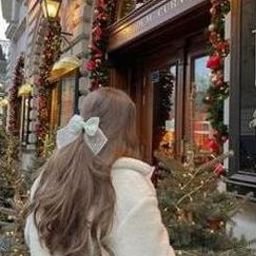 Tluiobi867's profile picture. 