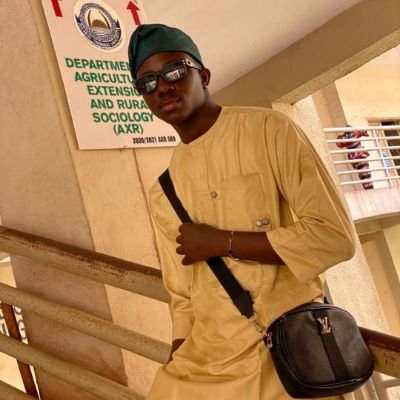 Lilprince_001's profile picture. Agritech | 36th Vice President, NAAS-OOU | Senator, NAOSS-OOU 20th Hallowed Chamber | Muslim 🕌 | OOU B.Agric in View.🎓