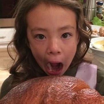 AdeAlex__'s profile picture. 10% titânio