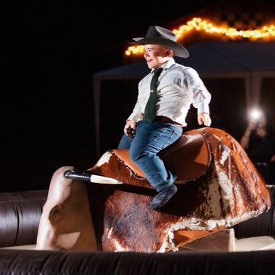 DavidLSolon's profile picture. Skiing, puns, and good policy are what it's all about l Tweets are my own and retweets/likes aren't endorsements