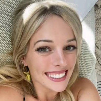 Brrblossom62329's profile picture. 