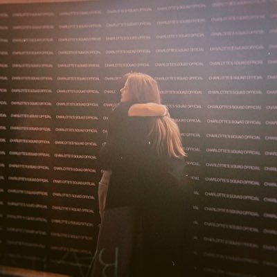 _unraveeel's profile picture. no one is free until we are all free