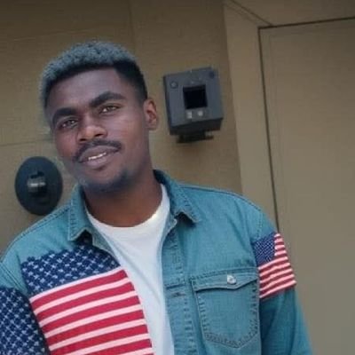 bm_omer97631's profile picture. London