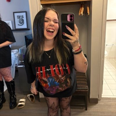 raccoonmortgage's profile picture. msyfao | # LIVE ENTERTAINMENT IS IMPORTANT | 🪨⭐️ | 🇵🇸 | thayne jasperson enthusiast