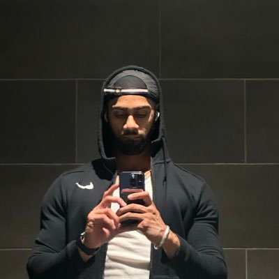 manfizzle9's profile picture. Farlo tatte