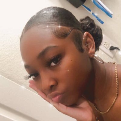 thatblasian_gir's profile picture. #wlw Keykey🥰  insta@thatblasian_girl