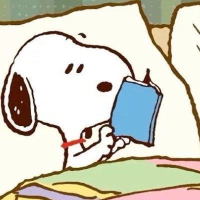 littlestwoo's profile picture. a booksellers worst nightmare (im the bookseller)