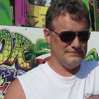 burchvalldejuli's profile picture. What we resist, persists! Altruism 🤍💐