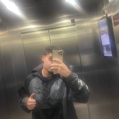 davigsx_83's profile picture. 