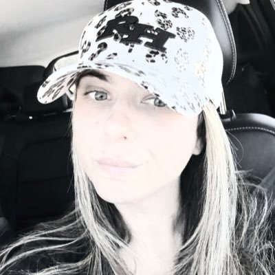 tracyowens27's profile picture. 🍀Lucky & Blessed🙏🌊Coastal Georgia🍑🦀🐠🩴🐊☀️FloGrown🍊❄️MI Escapee🍒🧩ASD & Dyslexia Advocate📖Mama🐻✝️Christian & Republican🇺🇸 Wife♥️Mom💙2 Boys 🩷1 Girl