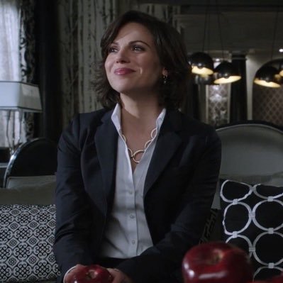 sapphichellie's profile picture. - 23 satc & swanqueen enthusiast