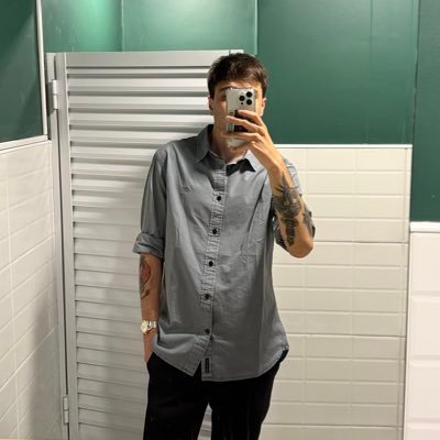 FranNicolau_'s profile picture. Grooving ⚫