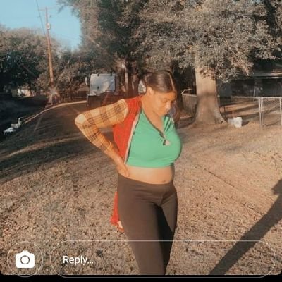 Kaywayy21's profile picture. 